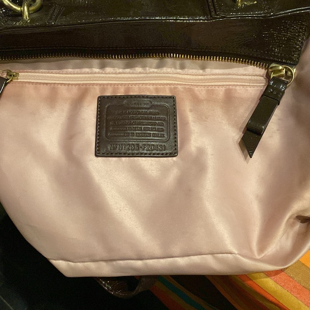 COACH GALLERY BROWN PATENT LEATHER HANDBAG Shoulder Bag - Picture 15 of 16